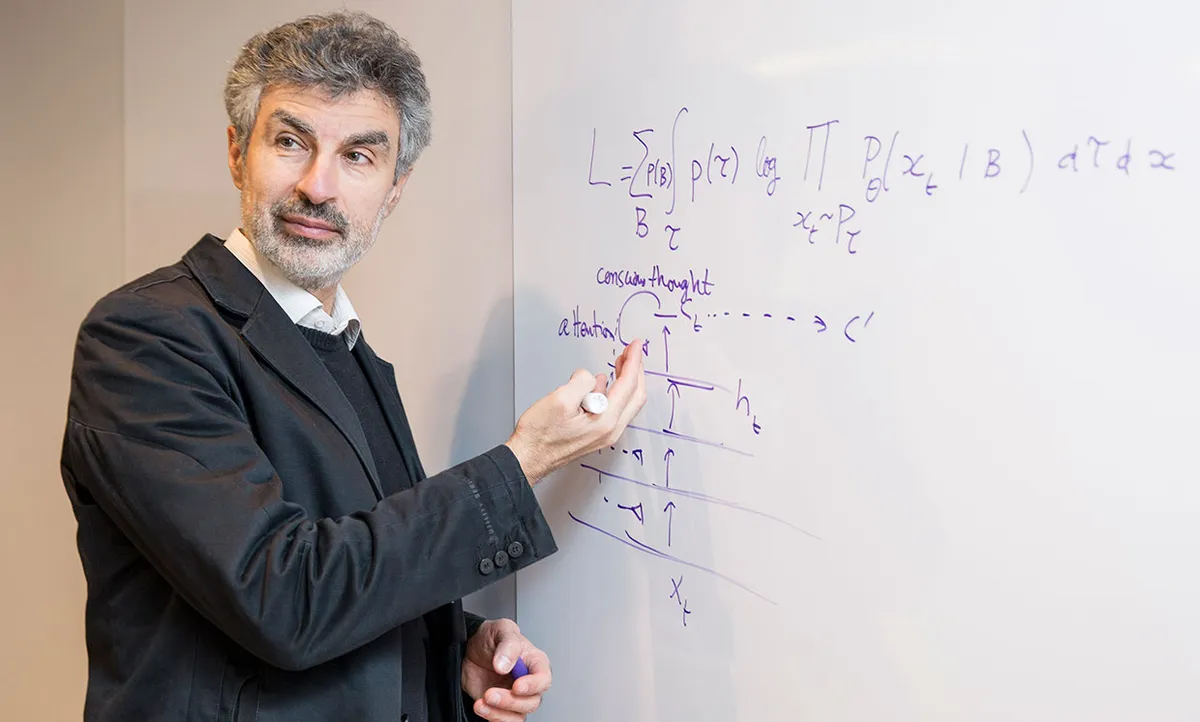 Yoshua Bengio